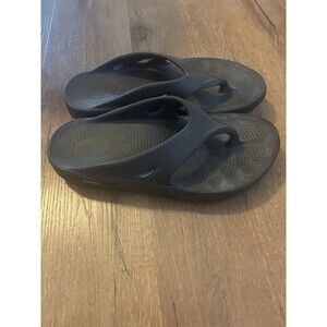 EUC OOFOS Slip On Recovery Unisex Thong Flip Flops Sandals Size M9/W11